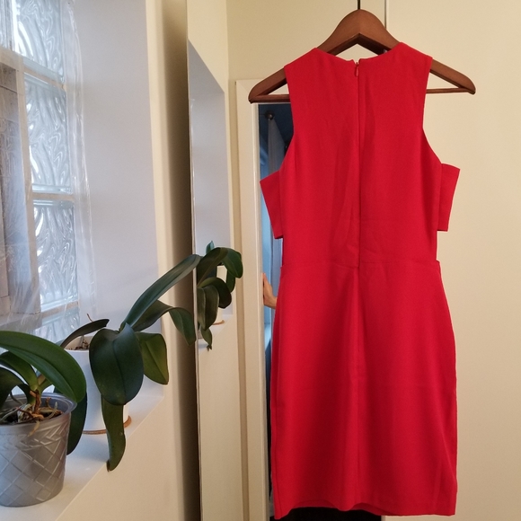 H&M Red Dress - Picture 2 of 5